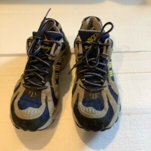 Adidas Savage Navy, yellow and‎ gray
